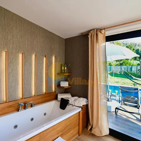 Tatil Evi Lara S Tınıes Vıllage *